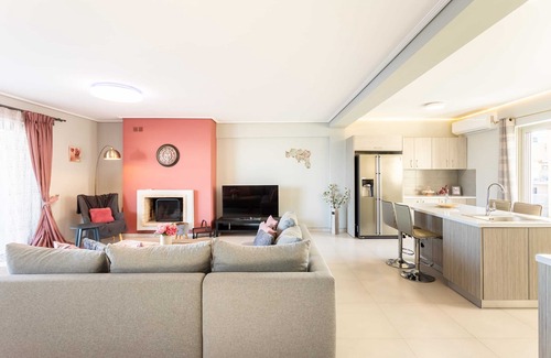 Spata-Artemida House | Beachfront Artemida Retreat - Peony Seabreeze Gem