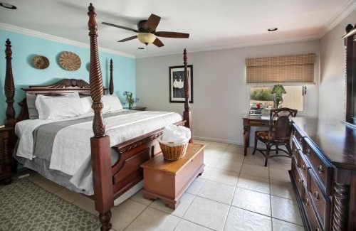 Red Hook House | Beachfront At Crystal Cove