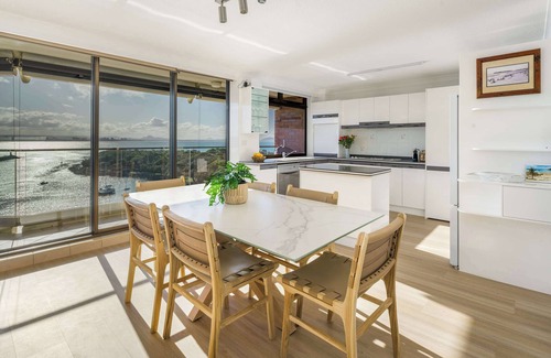 Buddina Apartment | Beachfront Beauty in Buddina