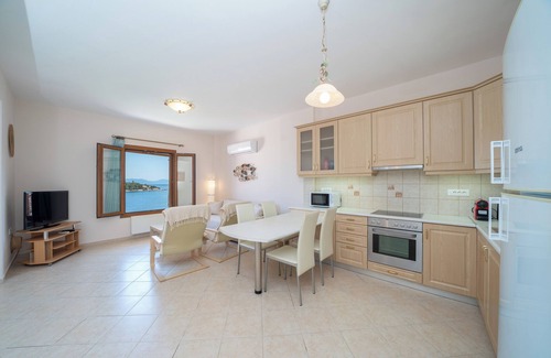 Matsoukata House | Beachfront Bliss at Tassos House – Luxury Escape in Fiskardo, Kefalonia