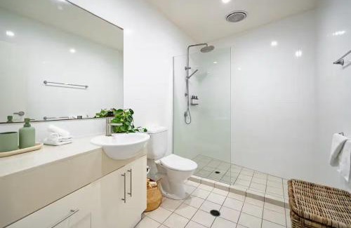 Mudjimba Apartment | Beachfront Bliss with Ocean Views