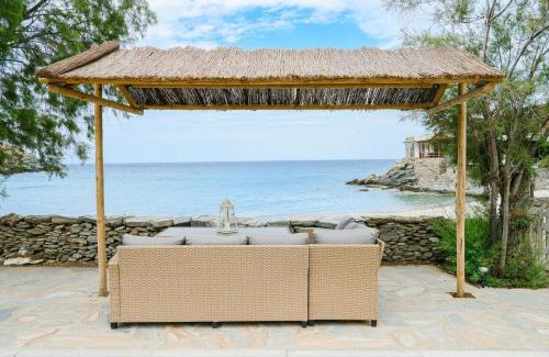 Kea House | Beachfront bungalow in the area of Kampi, near Koundouros