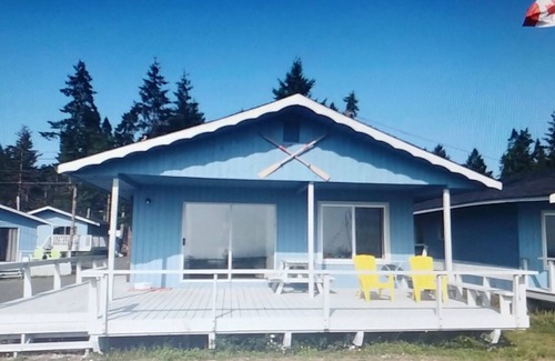 Black Creek Cabin | Beachfront Cabin