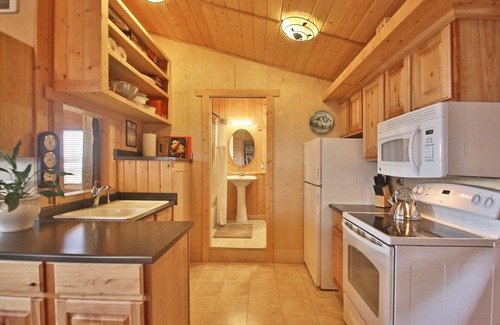 Bells Beach House | Beachfront Cabin on private, secluded Bells Beach 5 minutes from Langley Village
