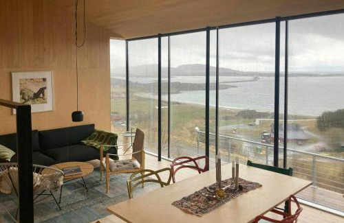 Stokkoya House | Beachfront Cabin Overlooking The Coast