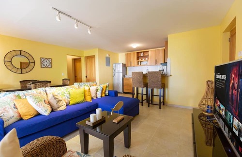 Dominicus Apartment | Beachfront| Cadaques| Smart Tv| FullKitchen|Rest.