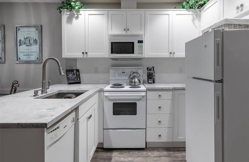 Central Okanagan Condo | Beachfront Condo
