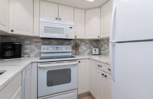 Nokomis Condo | 🏝Beachfront Condo Overlooking Gulf of Mexico🏝