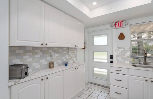Nokomis Condo | 🏝Beachfront Condo Overlooking Gulf of Mexico🏝