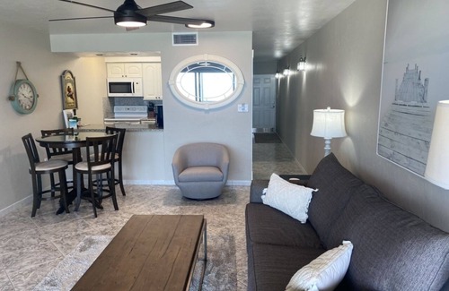 Bonita Springs Condo | Beachfront Condo in Bonita Springs, prime location!