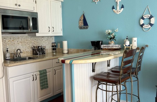North Beach Condo | Beachfront condo with spectacular view
