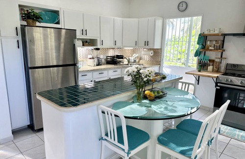 Aguada House | Beachfront -Direct Access! Ideal for couples and small groups