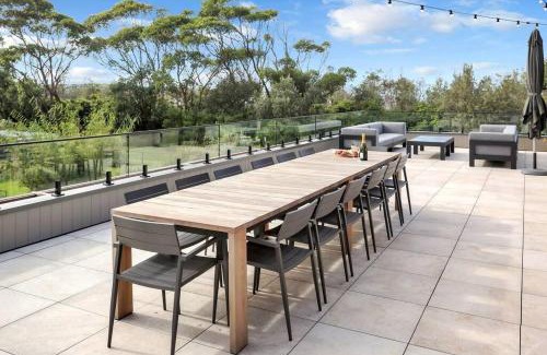 Merimbula House | Beachfront Escape - 6 bedroom, Pool & beach access