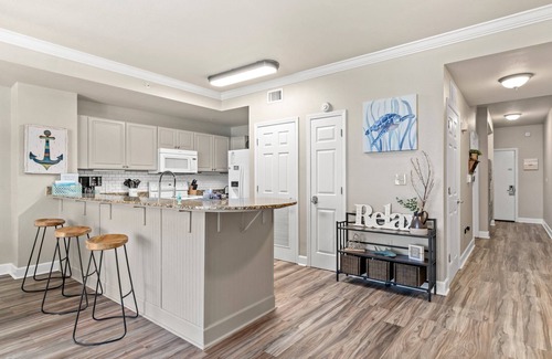 Panama City Beach Condo | Beachfront Five Star Family Friendly Condo Near Pier Park, Sleeps 5