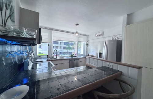 Santurce Condo | Beachfront Gem @ Atlantic Ocean! Vibrant & Trendy