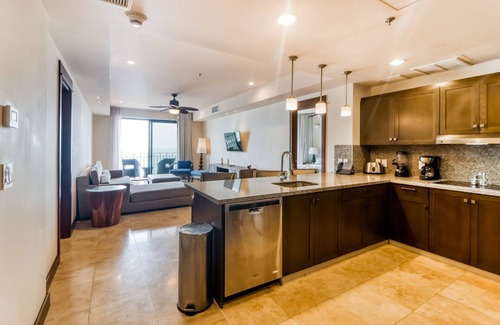 Barrio Los Faroles Condo | Beachfront getaway with pool, ocean view & beach access