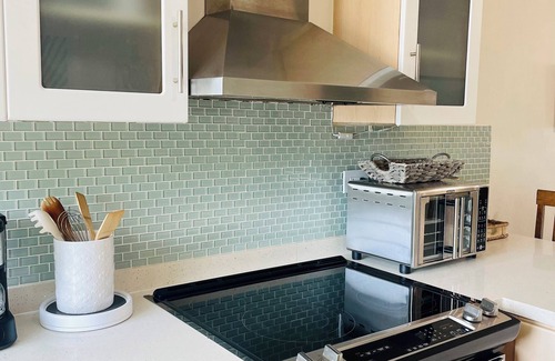 Las Carreras Apartment | Beachfront Ground-Level Apartment in Aquatika – Steps from the Sand!