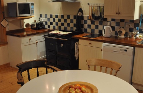 Ardroil House | Beachfront holiday house in Valtos, Uig with stunning views.