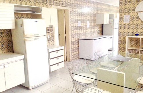 Jardim Virginia House | Beachfront house with 9 suites, 6 of which have new air conditioning.