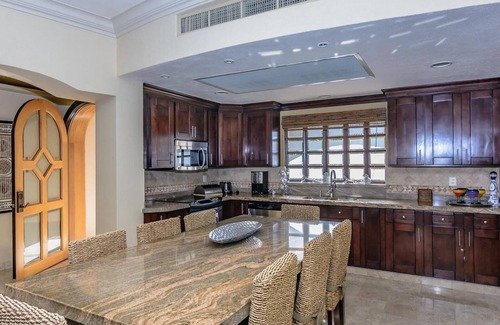 Los Cabos Condo | Beachfront Luxury Resort/Spa, Award winning, 4th Floor, Ocean view, Medano Beach