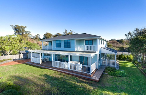 Ruby Bay House | Beachfront luxury in Ruby Bay - 30 mins to Nelson