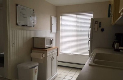 Hyannis House | Beachfront multi-level townhouse with all conveniences in Hyannis