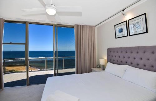 Blue Bay Apartment | Beachfront on Werrina
