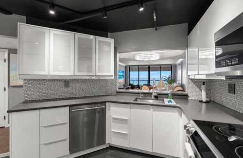 Sand Key Condo | Beachfront Paradise! Amazing View! Pools, Hot Tub, Free Parking ~ 6B Crescent Beach Club