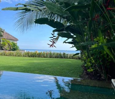 Lokapaksa Villa | Beachfront Rice Field View Lovina Villa Serenity Bali