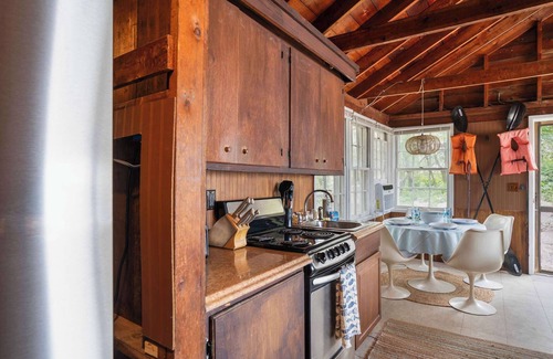 Wading River House | Beachfront Romance: Rustic Home w/Private Beach