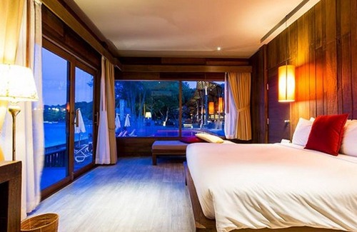 Rayong Apartment | Beachfront Suite @Baan Ploy Sea