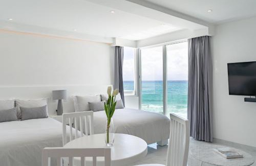 Zona Hotelera Apartment | Beachfront Suite Deluxe -Best Ocean View, Resort with beach, Gym and Spa