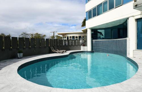 Maroochydore Apartment | Beachfront Towers