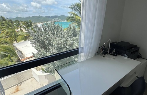 Beacon Hill Condo | Beachfront Ultra Luxury - New Modern 2 Bed/2.5 Bath