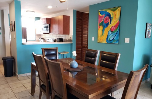 Mediania Baja Apartment | Beachfront Views at Malibu Top Level Apartment