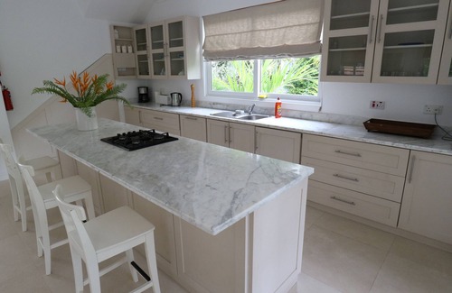 Beau Vallon Villa | Beachfront Villa Beau Vallon Beach