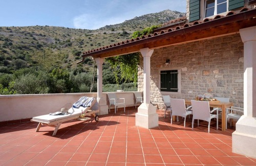 Zarace Villa | Beachfront Villa Benedeta in Dubovica bay, Island Hvar