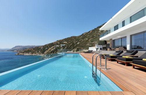 Agia Pelagia Villa | Beachfront Villa in Crete - Epavli Luxury Villa