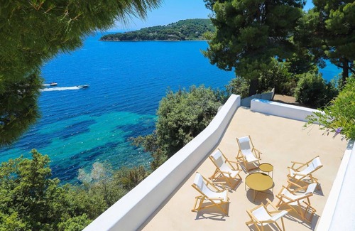 Katsarou Villa | Beachfront Villa in Skiathos with Semi-Private Sandy Beach