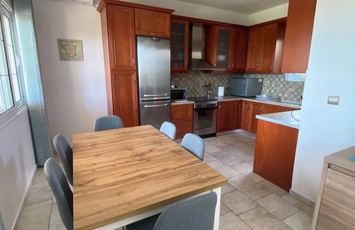 Skala Villa | Beachfront Villa, Private Pool & Sea Views perfect for couples & families