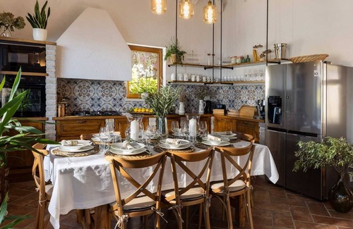 Molunat Villa | Beachfront villa with pool