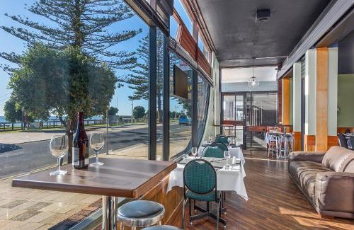Burnie Hotel | Beachfront Voyager Motor Inn