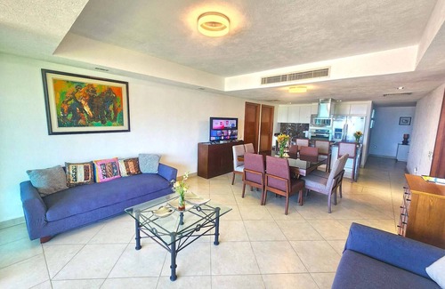 South Hotel Zone Condo | Beachfront with best location in the hotel zone