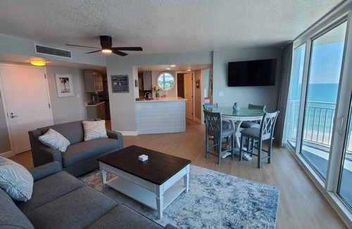 River Ridge Estates Condo | Beachfront with Ocean View in Peck Plaza