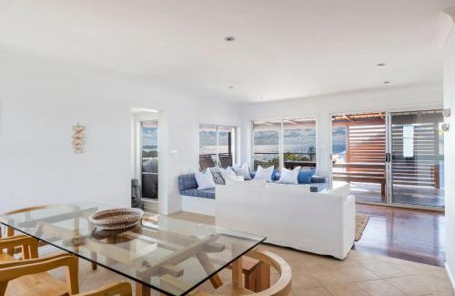 Angourie House | Beachies - Oceanstays