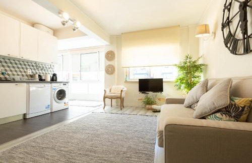 Carcavelos Apartment | Beachome4u