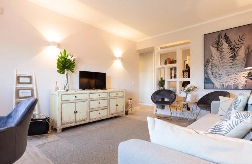 Carcavelos Apartment | BEACHOME4U3
