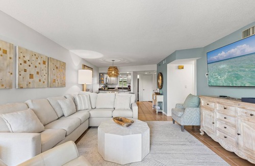 Sandestin Condo | Beachside 1 4011 - Beachfront - 1st Floor, Pools, Sleeps 6 - Free Golf Daily!