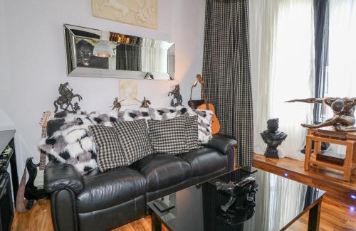 Castlerock Apartment | Beachside and Golf Apartment