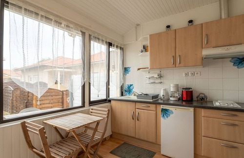 Mimizan-Plage Apartment | Beachside Apartment in Mimizan - 50m from Ocean, Terrace & Parking Included